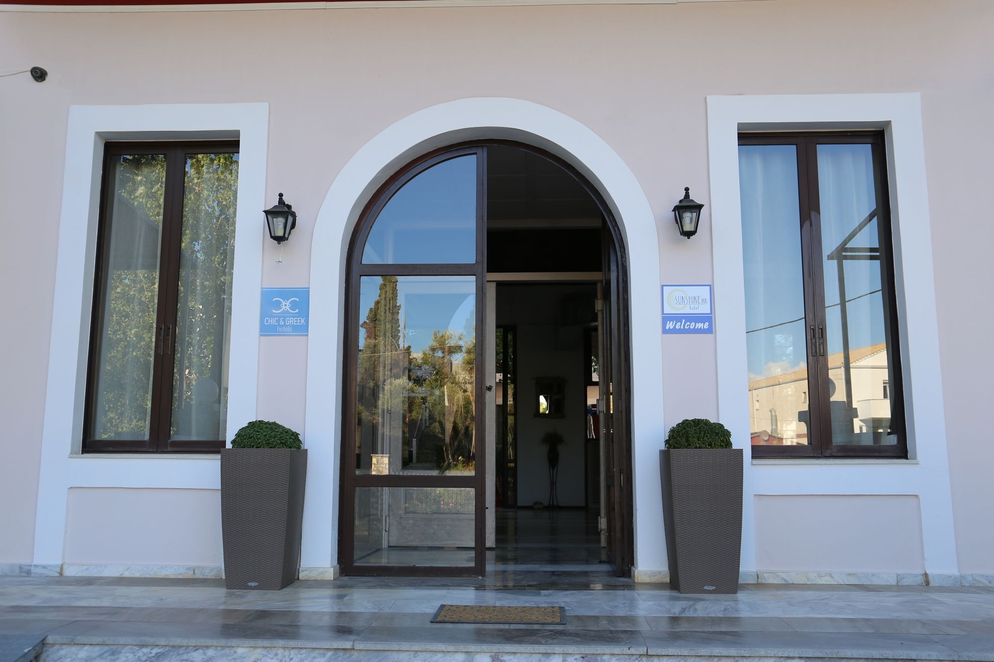 Sunshine Inn Hotel Lygia  Buitenkant foto