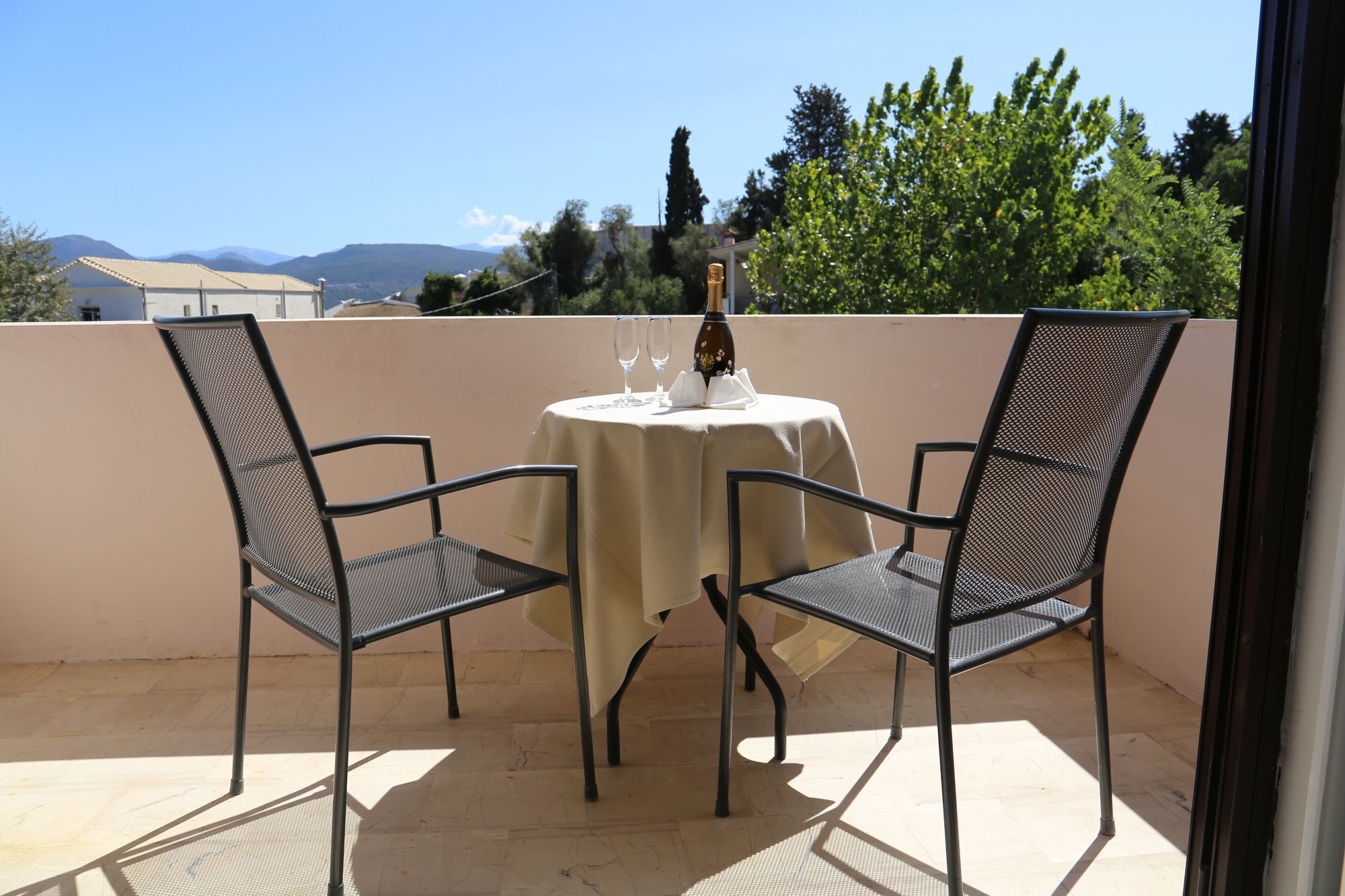 Sunshine Inn Hotel Lygia  Buitenkant foto